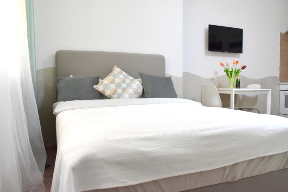 Prague City Centre Apartment Екстер'єр фото